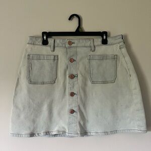 LC Lauren Conrad Light Gray Button-Front Skirt